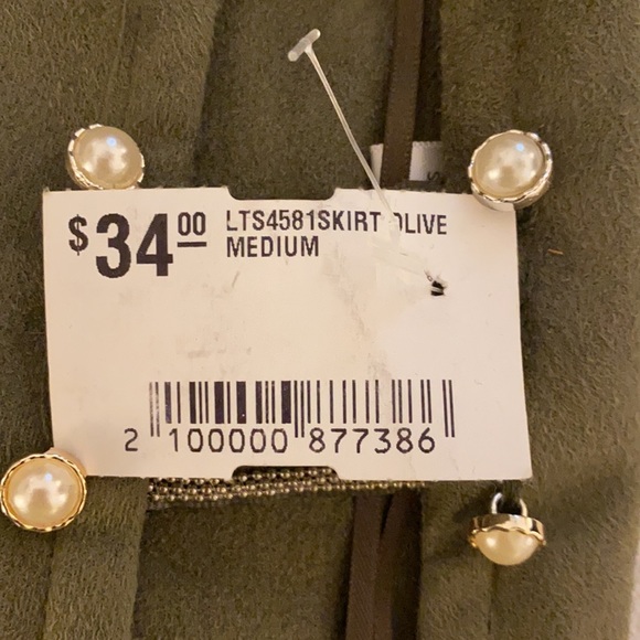 BRAND NEW never worn- 2 piece set. - Picture 4 of 7